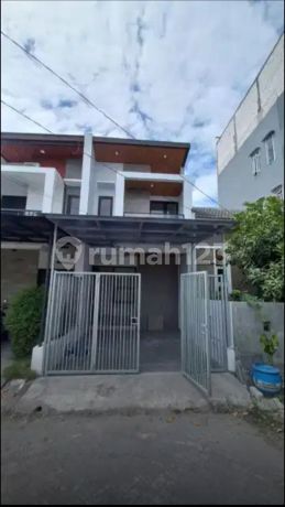 Dijual Cepat Rumah Siap Huni Di Royal Paka Residence, Gunung Anyar

