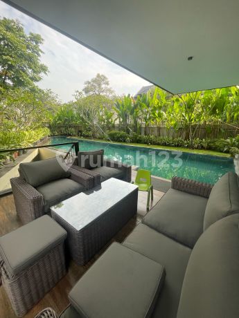 Ready for Quick Sale Luxury House With Swimming Pool Fully Furnished