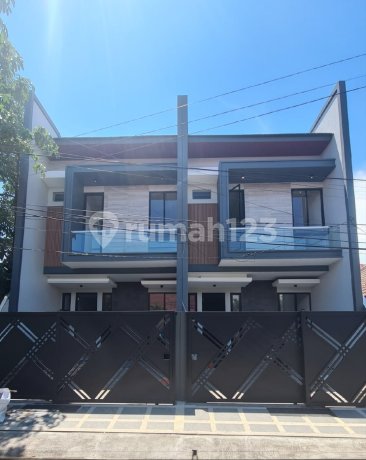 New Gress Minimalis Manyar Tirtoyoso Ready New Gress Minimalis Manyar Tirtoyoso Ready