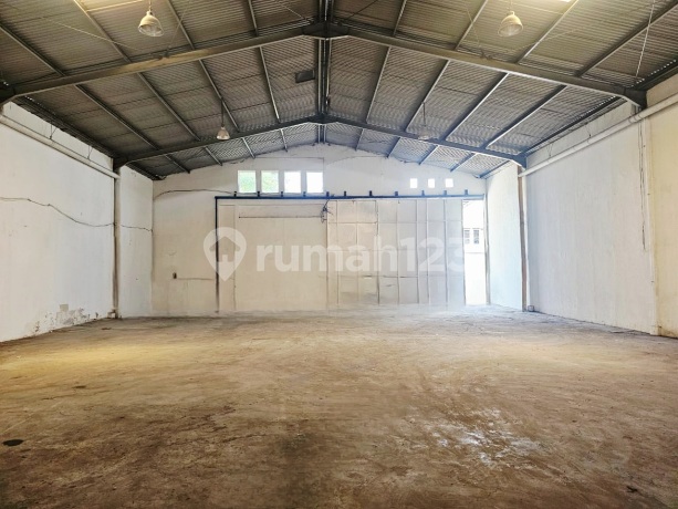 Gudang Bandara Mas, Murah, 450 M2, Plong, Ceiling Tinggi, Akses Container 40 Ft, Siap Pakai