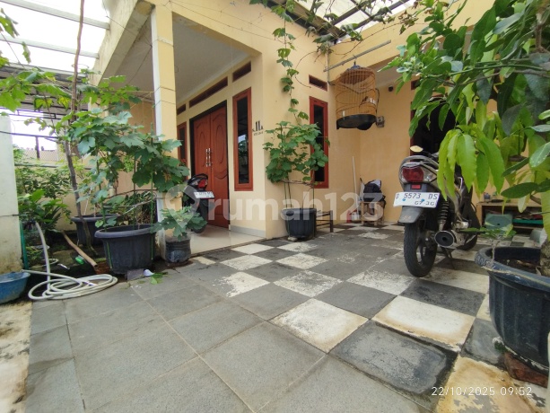 Rumah Di Ujung Berung Posisi Hoek Di Jalan Utama Siap Huni Rumah Di Ujung Berung Posisi Hoek Di Jalan Utama Siap Huni