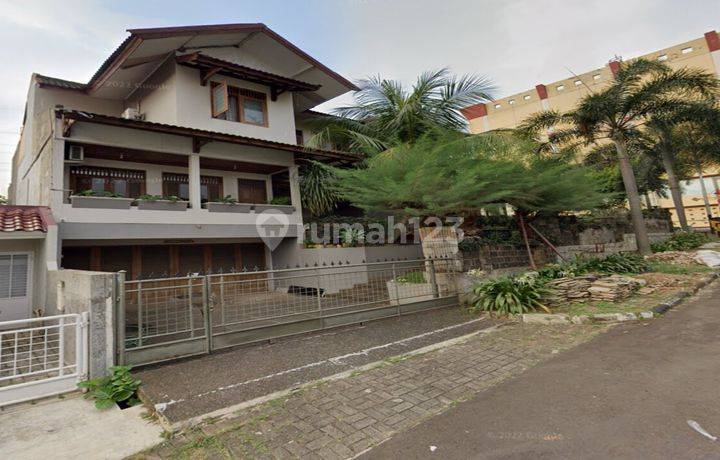  di Rumah persis belakang cinere Mall. Perumahan Puri Cinere Jalan Lembang I Blok A1 No 12A, Kelurahan Pangkalanjati, Kecamatan Cinere, Kota Depok, Cinere