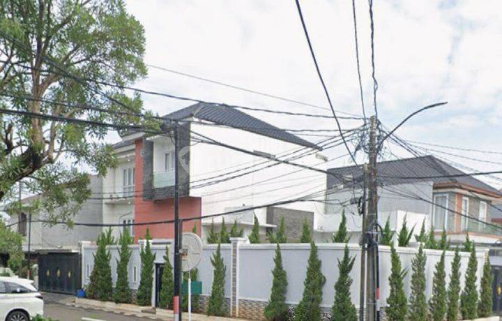 Rumah Hook Selangkah Dari Bintaro Plaza. Perumahan Bintaro Sektor 3a Jl. Mandar Utama Blok Dd 2 No.66 Kel. Pondok Karya, Kec. Pondok Aren Kota Tangerang Selatan