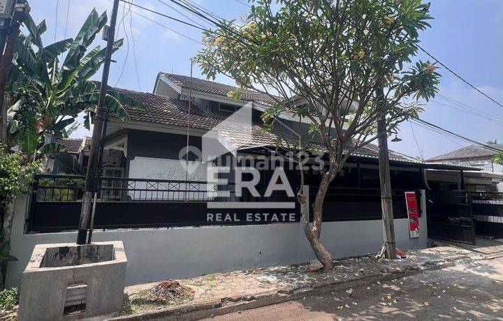 RUMAH ASRI TERAWAT DI CINERE ESTATE. DEKAT TOL