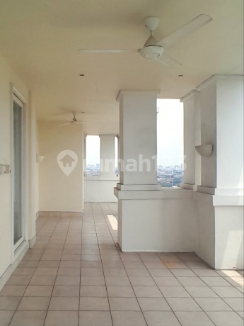 Dharmawangsa Residence Lantai Atas View City