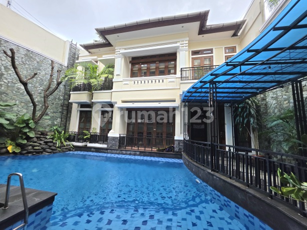 Menteng House Jl Hos Cokroaminoto 629M² East Facing