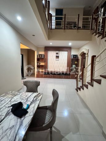 Rumah 2 Lt Hook Lokasi Startegis Siap Huni di Perumahan Bumi Bintaro Permai, Jl. Bintaro Melati Ii, Pesanggrahan, Pesanggrahan, Kota Jakarta Selatan, Dki Jakarta, Indonesia, 12320, Bintaro
