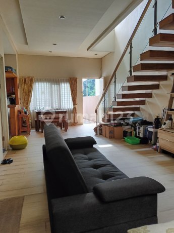 CEPAT RUMAH CANTIK 2 Lantai di buah batu regency CEPAT RUMAH CANTIK 2 Lantai di buah batu regency