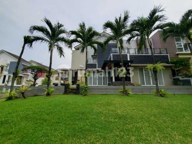 Dijual cepat rumah bagus hoek di Komplek Kebayoran Bintaro