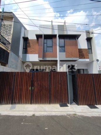 Rumah Modern 2 Lantai Semi Furnished Dalam Cluster Pondok Gede Bekasi Rumah Modern 2 Lantai Semi Furnished Dalam Cluster Pondok Gede Bekasi