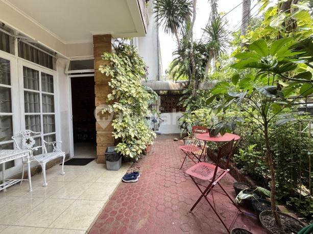 Rumah Sudah Renovasi, Siap Huni di Sektor 6 Bintaro