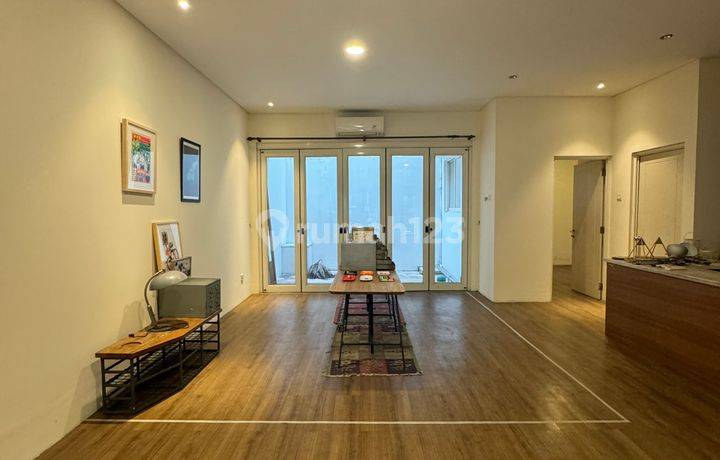 Modern Minimalis Siap Huni di Pondok Pinang Residence