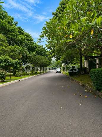 Rumah Lama Depan Taman Pondok Indah Cocok Bangun Ulang Rumah Lama Depan Taman Pondok Indah Cocok Bangun Ulang
