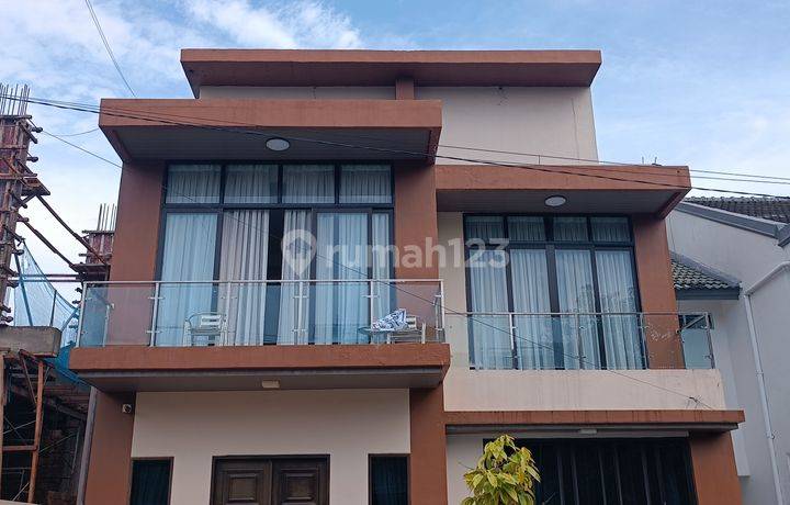 Rumah 3 Lt di Perumahan Orchid Park, Batam Centre
