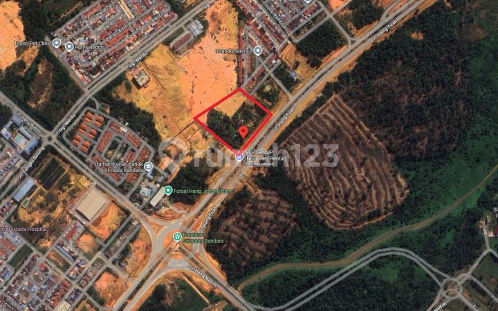 Lahan Jalan Utama seberang Bandara Hang Nadim Arah ke Batu Besar