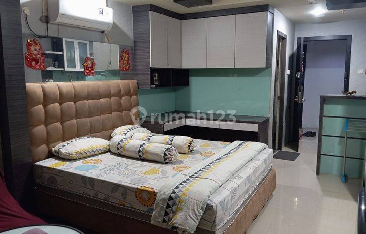 Apartment Studio Nagoya Mansion Bagus Furnished Siap Huni