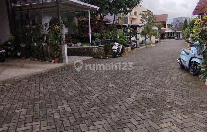 Dijual Rumah Lokasi Strategis Komplek Duta Regency Cimahi Utara