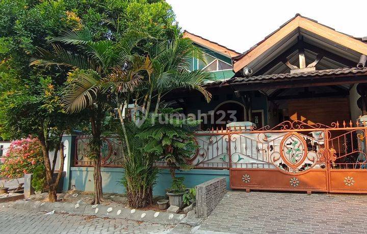 Rumah Bagus Furnished SHM di Villa Mahkota Pesona Bogor