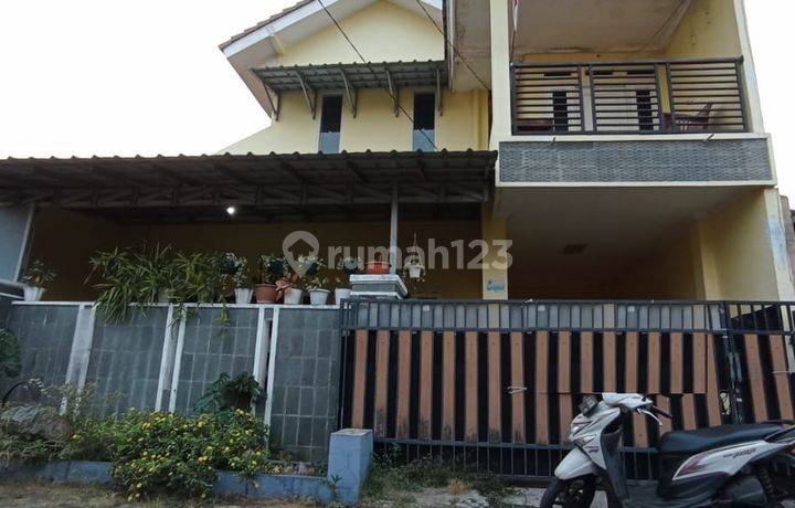Rumah 2 Lantai Bagus SHM di Villa Mahkota Pesona Bogor