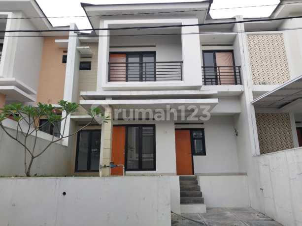 Rumah di grand panoramic pasir impun bangunan baru harga 1 milyaran Rumah di grand panoramic pasir impun bangunan baru harga 1 milyaran