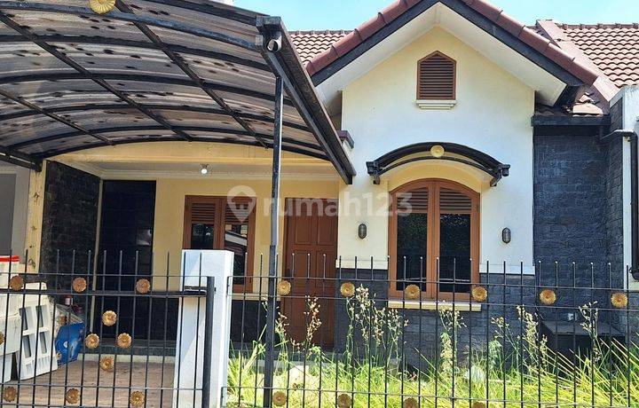 Rumah di antapani tanjung sari siap huni