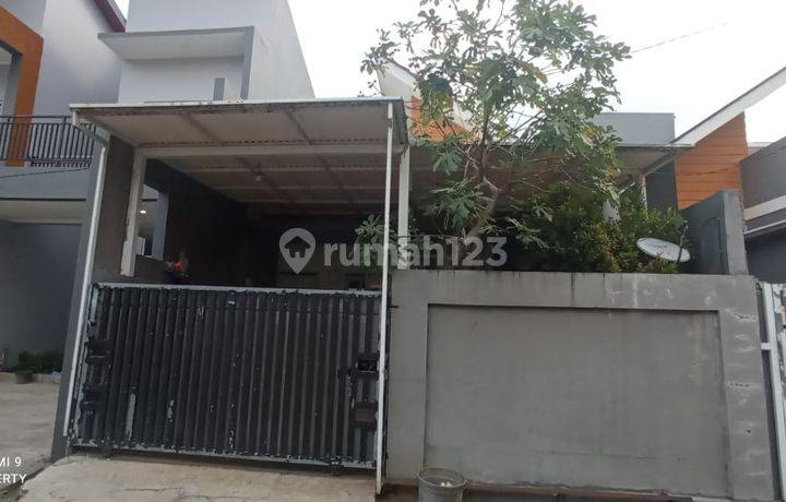 Rumah Modern Minimalis 1 Lantai di Panghegar Permai Kota Bandung