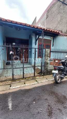 Quick Sale House Strategic Location Bintaro