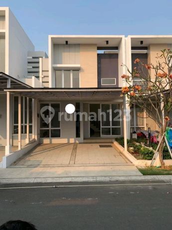Rumah Bagus 2lt Type Mezzanine Luas 90m2 Lokasi Strategis Rumah Bagus 2lt Type Mezzanine Luas 90m2 Lokasi Strategis