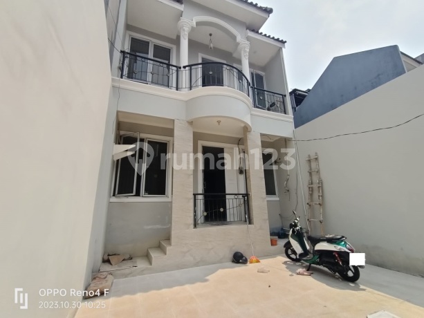 Sell Ready-to-Occupy House Bcs 6X15 2.5 Floors 4+1 Bedrooms @ 2.35M Negotiable