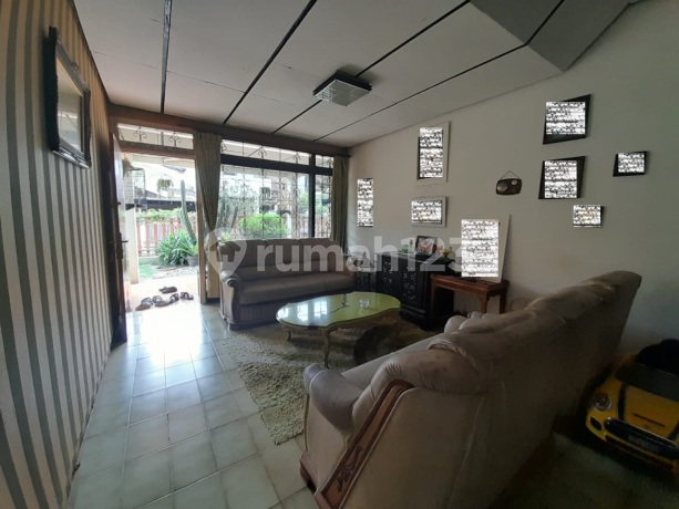 Rumah Akses Jalan 2 Mobil di Parakan Waas, Buah Batu