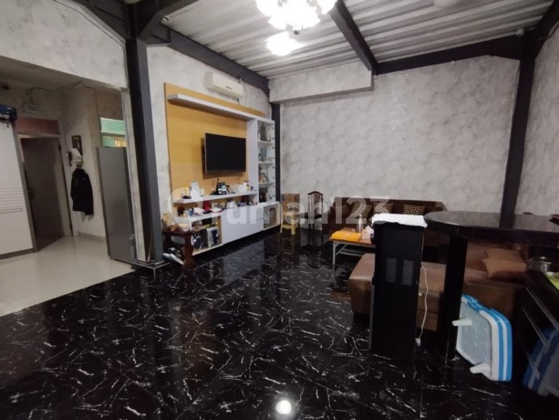 Rumah Bagus 4 Lantai di Griya Asri Cahaya Cipageran, Cimahi Rumah Bagus 4 Lantai di Griya Asri Cahaya Cipageran, Cimahi