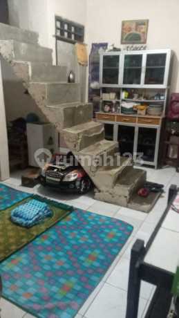 Rumah Berada dalam Komplek Yang Nyaman di Taman Bukit Lagadar, Nanjung Rumah Berada dalam Komplek Yang Nyaman di Taman Bukit Lagadar, Nanjung