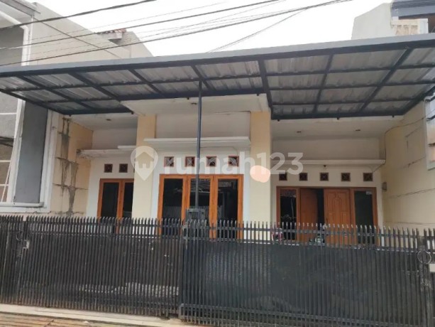 Dijual Rumah Bagus Dekat Komplek Pratista Antapani 