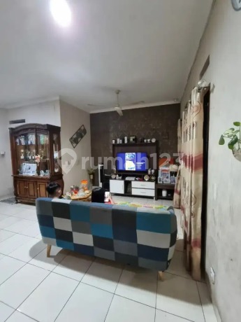 Dijual Rumah Strategis di Komplek Mitra Residence Antapani Bandung