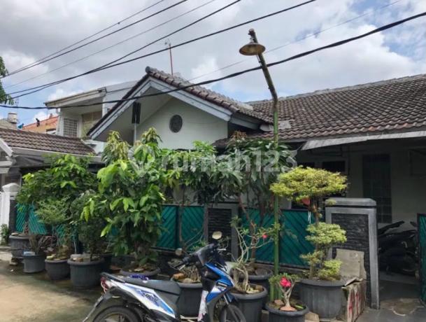 Dijual Rumah di Delta Pekayon Siap Huni (C0587)