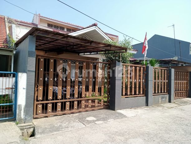 Rumah 2 Lantai Di Jatiwaringin Asri Pondok Gede Bekasi Rumah 2 Lantai Di Jatiwaringin Asri Pondok Gede Bekasi