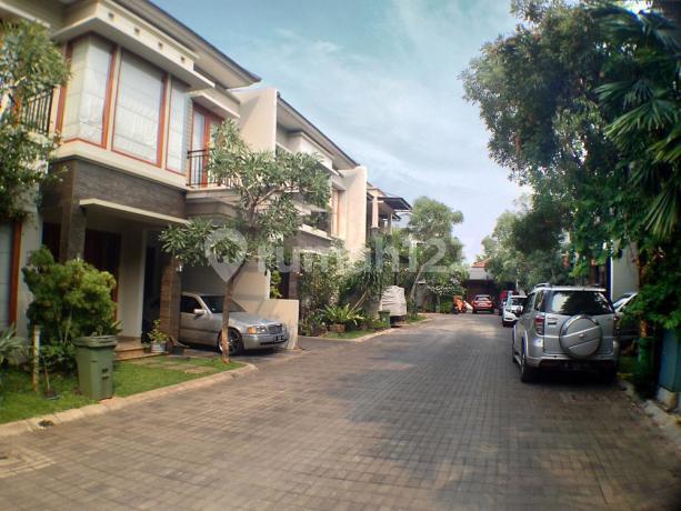 Dijual Rumah 2.lantai Lt 148 Di Cluster Menteng Jakarta (148 M2) Dijual Rumah 2.lantai Lt 148 Di Cluster Menteng Jakarta (148 M2)