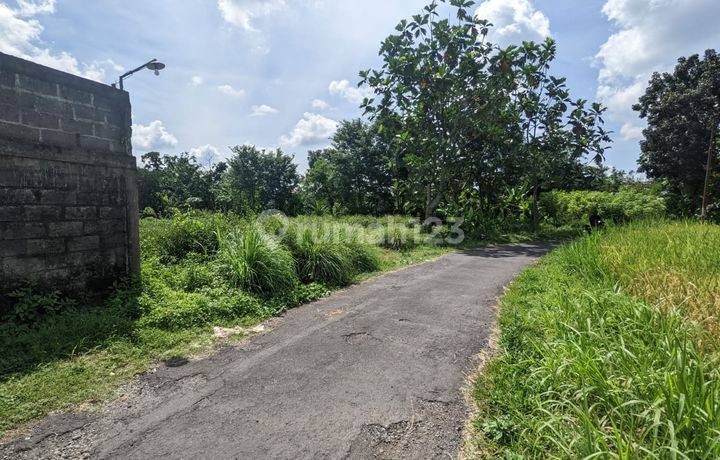 3 JUTAAN: 5 Menit Jakal km 10 Pasar Gentan Jogja