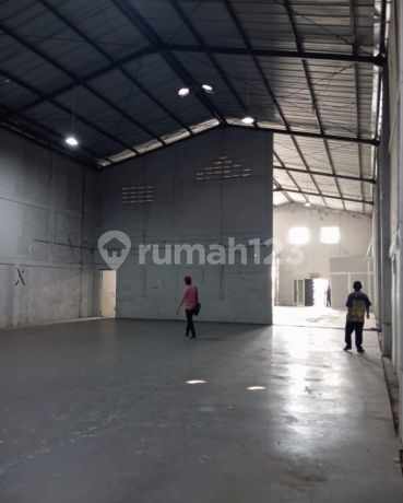 Disewakan Gudang Taman Tekno BSD