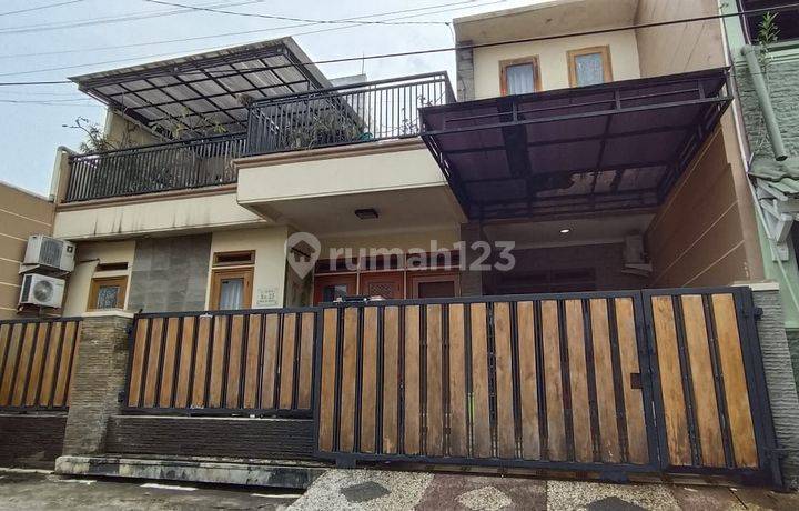 Rumah 2Lantai Murah Bagus Luas di Komplek Jatibening 2 Dkt Lrt Dan Tol