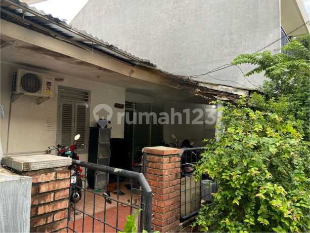 Rumah Clasik Murah Asri di Jatiwaringin Asri Pondokgede, Layak Huni Rumah Clasik Murah Asri di Jatiwaringin Asri Pondokgede, Layak Huni