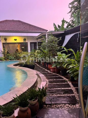 Rumah Mewah 2Lantai Swimming Pool di Ikip Duren Sawit Jakarta Tim Rumah Mewah 2Lantai Swimming Pool di Ikip Duren Sawit Jakarta Tim