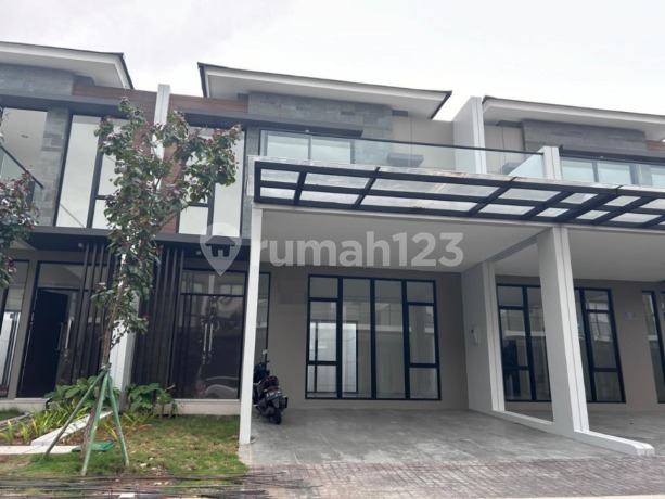 DIJAMIN MURAH SEKALI, UK 160m2 JUAL RUMAH PERMATA HIJAU PIK 2