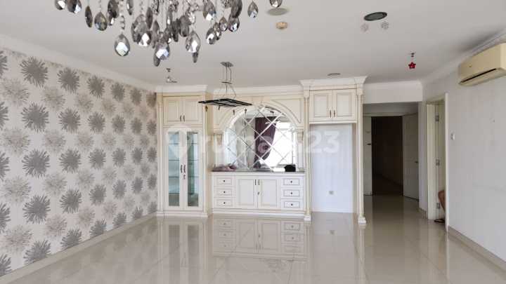 Apartment Pantai Mutiara Uk 150M2 Furnish 3+1Kt Unit Ready bisa Survey