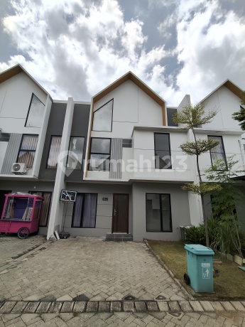 Disewakan Rumah Eastern Park Ada Ac, Grand Eastern Surabaya Timur Disewakan Rumah Eastern Park Ada Ac, Grand Eastern Surabaya Timur