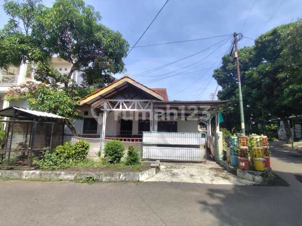 Rumah Bagus Terawat Di Jl Taman Raflesia Bandung Rumah Bagus Terawat Di Jl Taman Raflesia Bandung