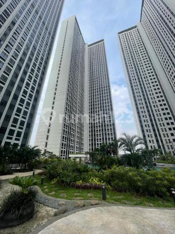 apartemen Chadstone terhubung ke pollux mall 