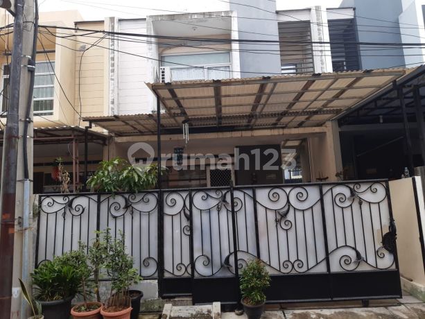 Dijual Rumah Poris Paradise 2 Lantai Yg Cantik Nyaman Untuk Dihuni Dekat Stasiun Ka