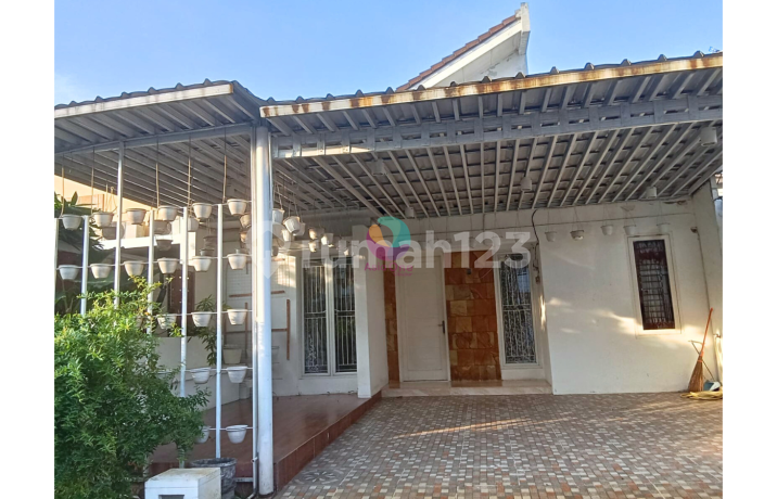 Rumah Rapi Siap Huni Dekat Pintu Toll, Mall di Cibubur Garden Rumah Rapi Siap Huni Dekat Pintu Toll, Mall di Cibubur Garden