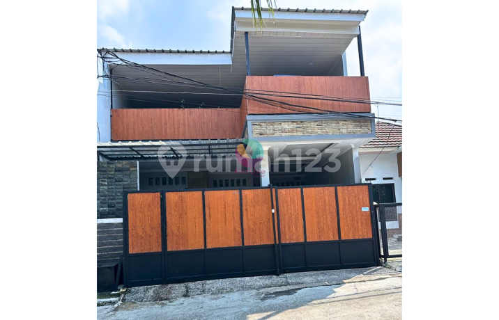 Rumah Cantik Modern SHM 2 Lantai di Limus Pratama Regency